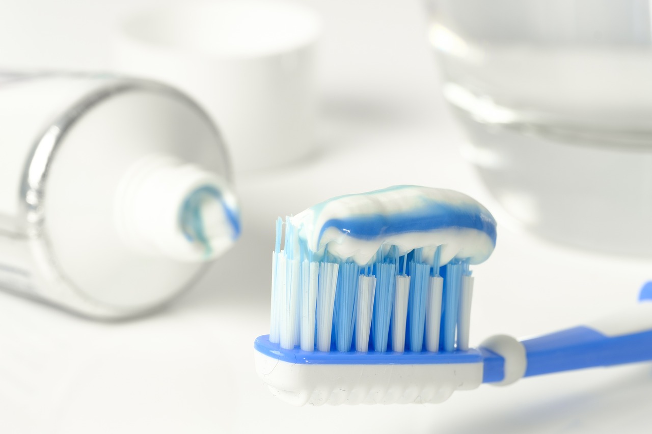 toothpaste, toothbrush, brush teeth-3067569.jpg